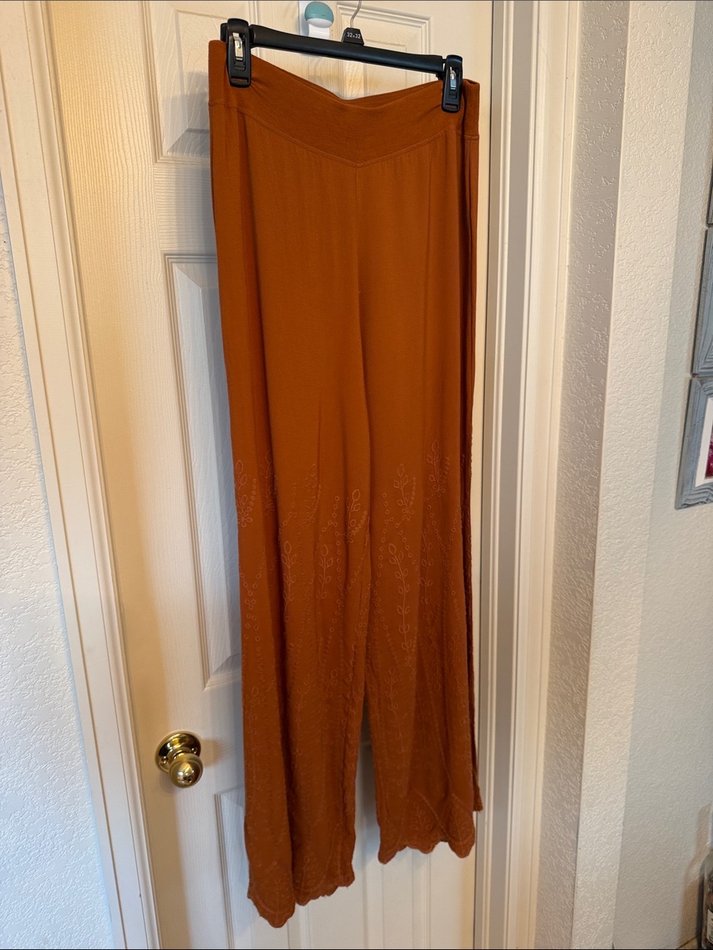 Women's Wide-Leg Embroidered Pants in Rust